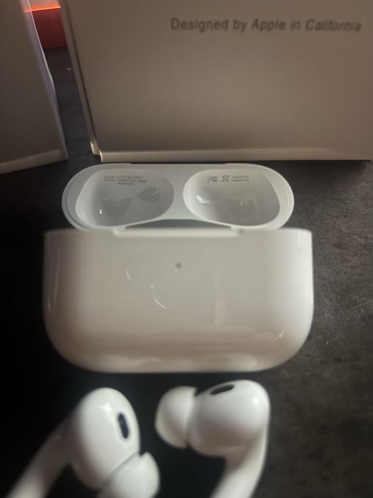 AirPods Pro 2 semi-novos