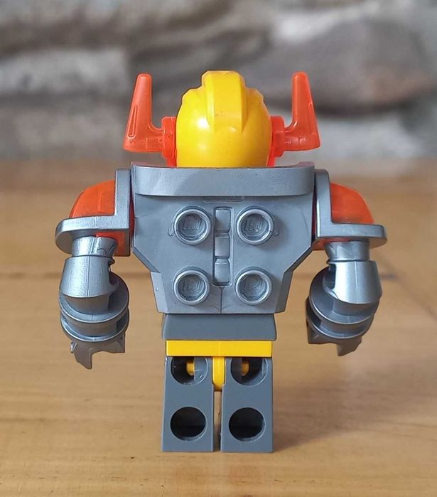 LEGO NEXO KNIGHTS - Minifigurka nex069 - Axl