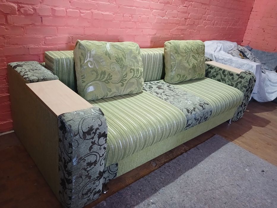 Продам диван Евро-Книжка