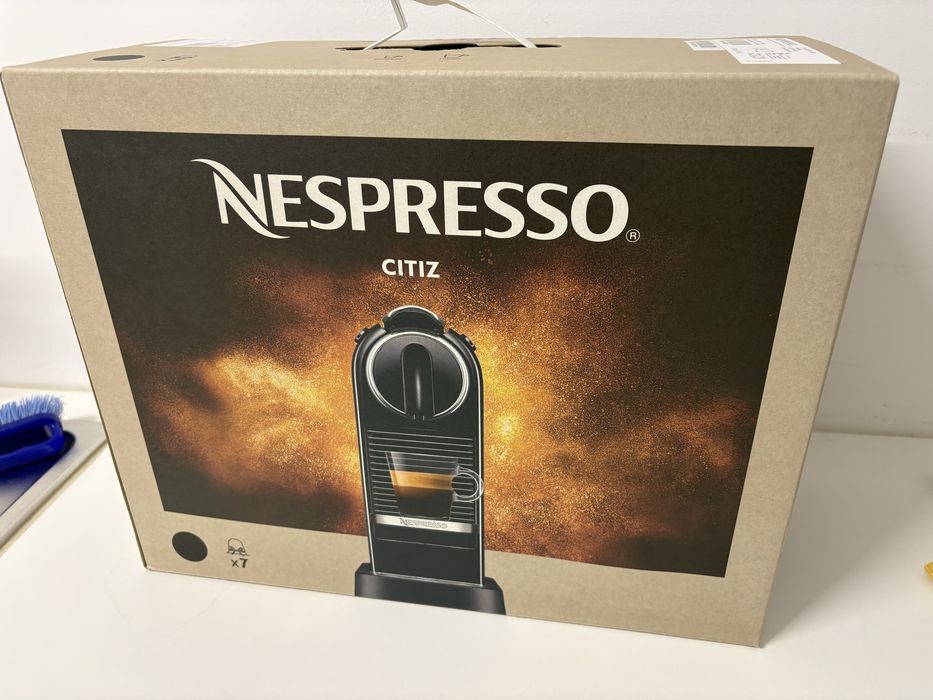 Maquina cafe nespresso - nova