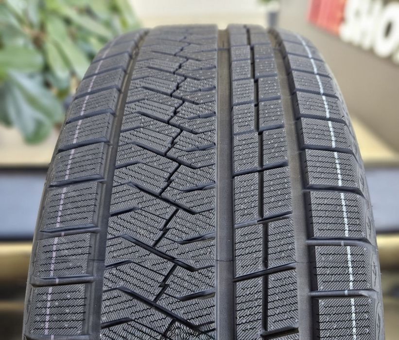 Зима шина Triangle Snowlink PL02 235/60 R18 107V XL, усі розміри!