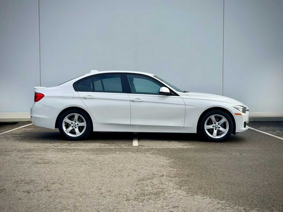 BMW 3 Series      2015