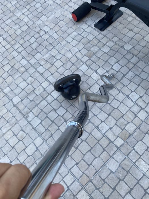 Barra curl EZ ou W como nova