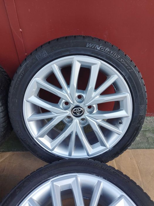 ZIMOWE koła komplet 225/45R17 Czujniki oryginalne TOYOTA Corolla e21, Auris, Verso