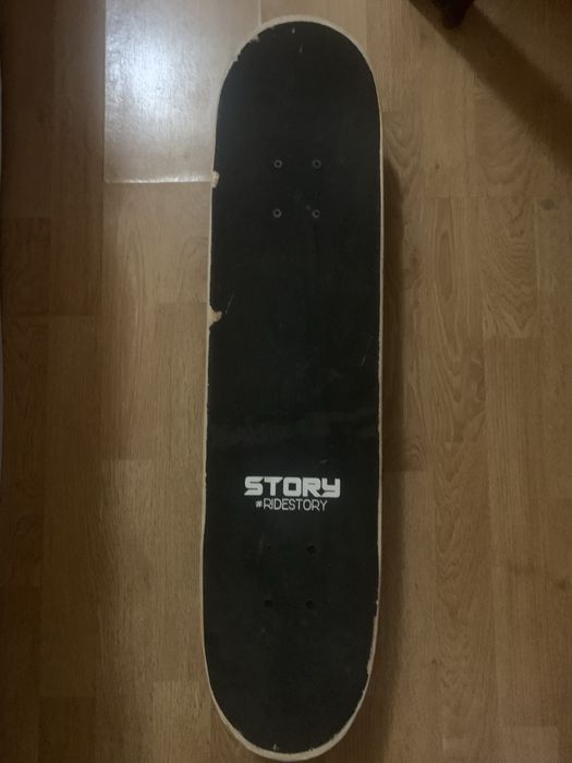 Skate “Story”.