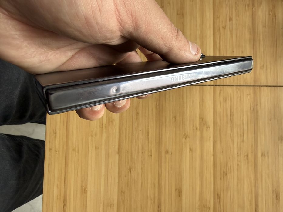 Galaxy Z Fold 5 512 - (Bom estado - Ver info)