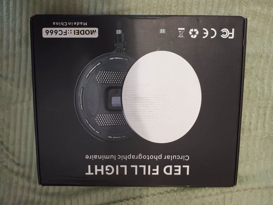 Кругла LED-лампа FC666 - 42см на штативі 210см.+пульт, 110 Вт, підходить для зйомок світло