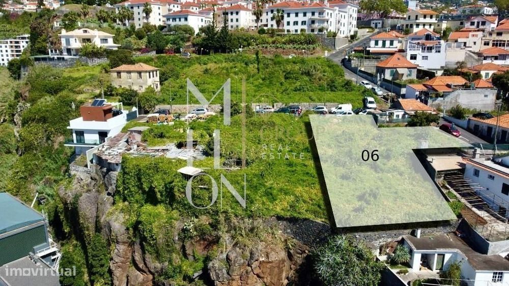 487 m² Plot of Land for Construction of a Detached House in Funchal