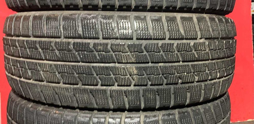 215/60/16 Goodyear Ice Navi Zea 2