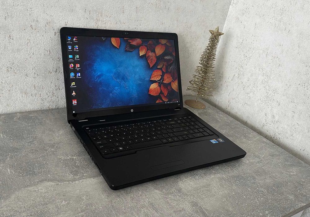 Ноутбук HP G72 (17.3" LED / Core i3 / 4 ГБ DDR3 / 320 ГБ HDD / HDMI)