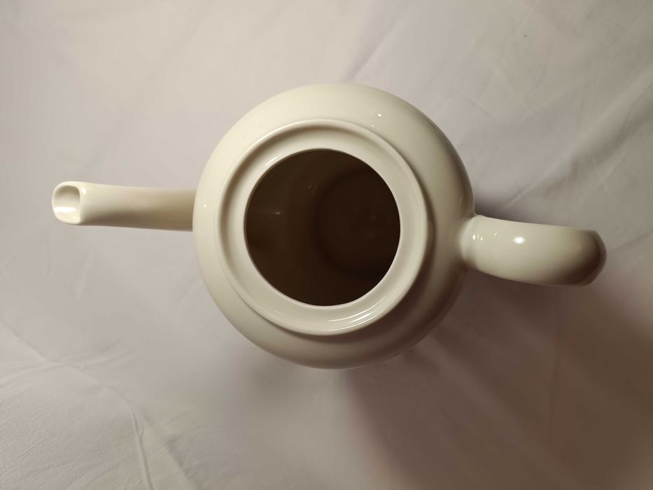 Dzbanek z lat 30. Fabryka Porcelany Krister z Wałbrzycha