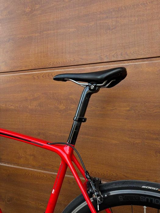 Trek Emonda SL 5 r. 58, Shimano 105, Koła 50 mm Bontrager Aeolus