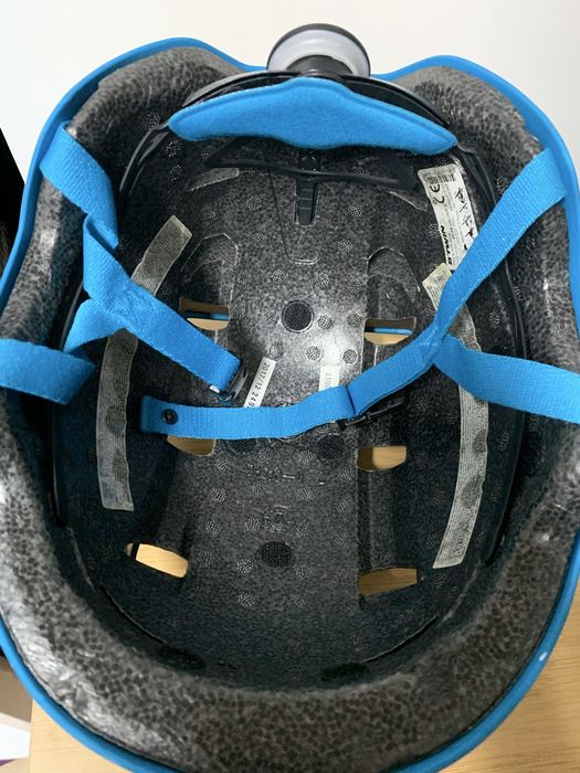 Kit capacete + joelheiras M