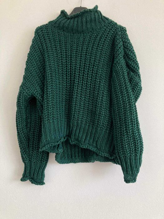 Sweter gruby ciemnozielony