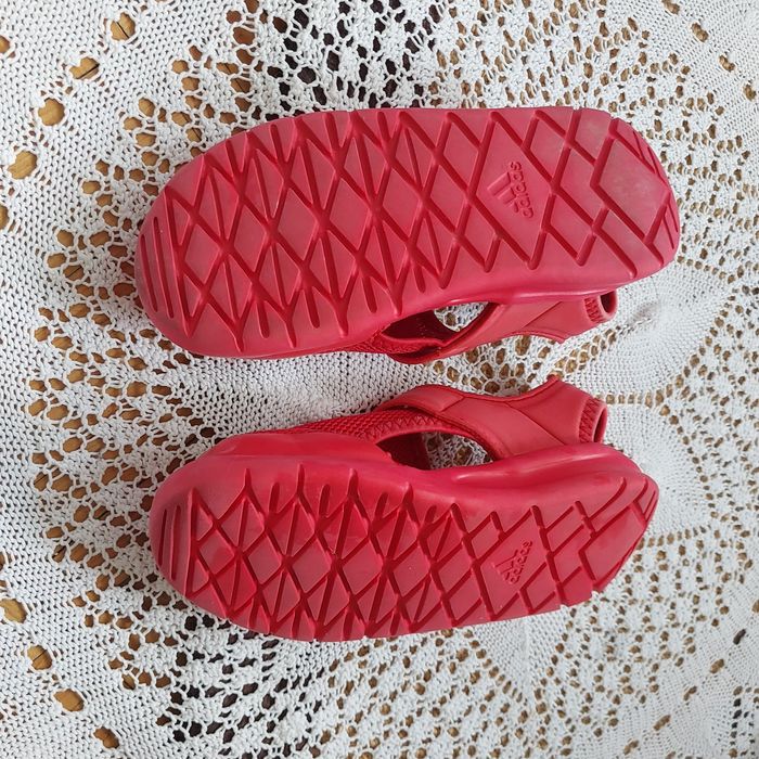 Sandałki Adidas w rozmiarze 29