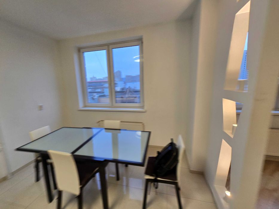 Вільна! Від власника! Продаж 4-к квартири вул. Раїси Окіпної 4. 5 пов.