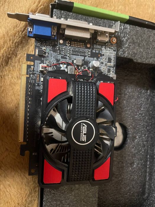 Відеокарта gt740 на 2гб