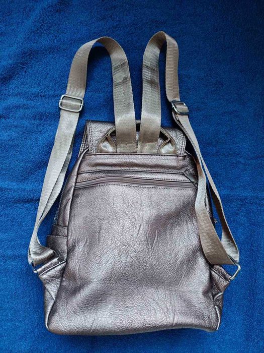 Рюкзак ранець портфель пудрового кольору