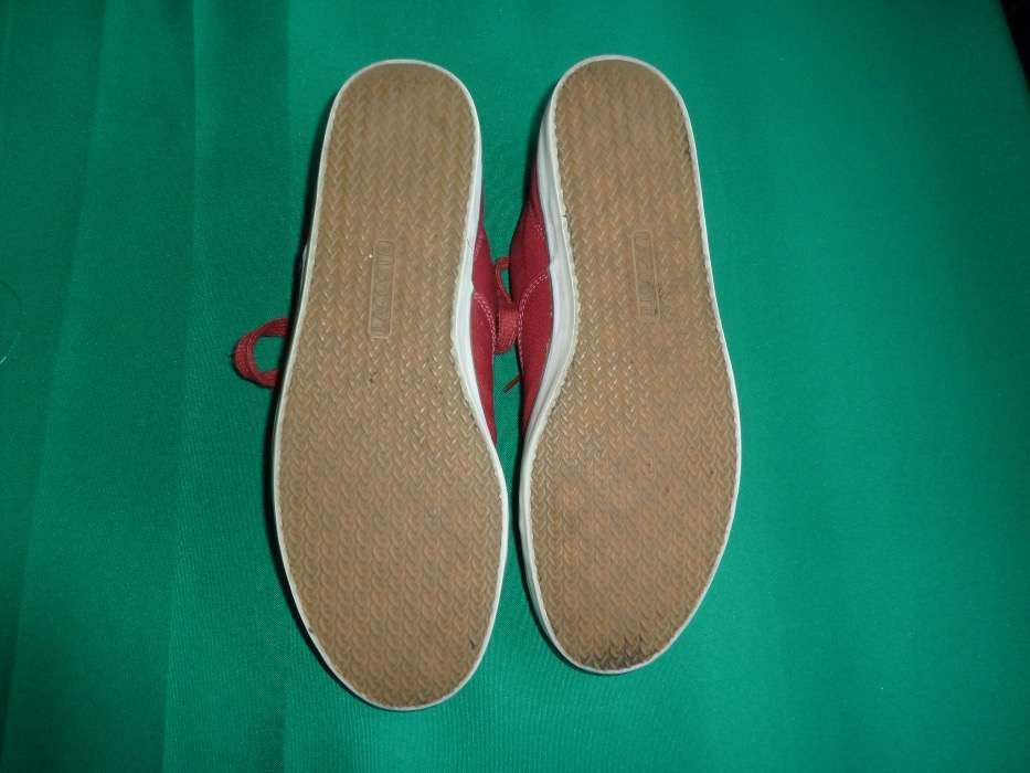 Sapatilhas vermelhas Lacoste (39.5)