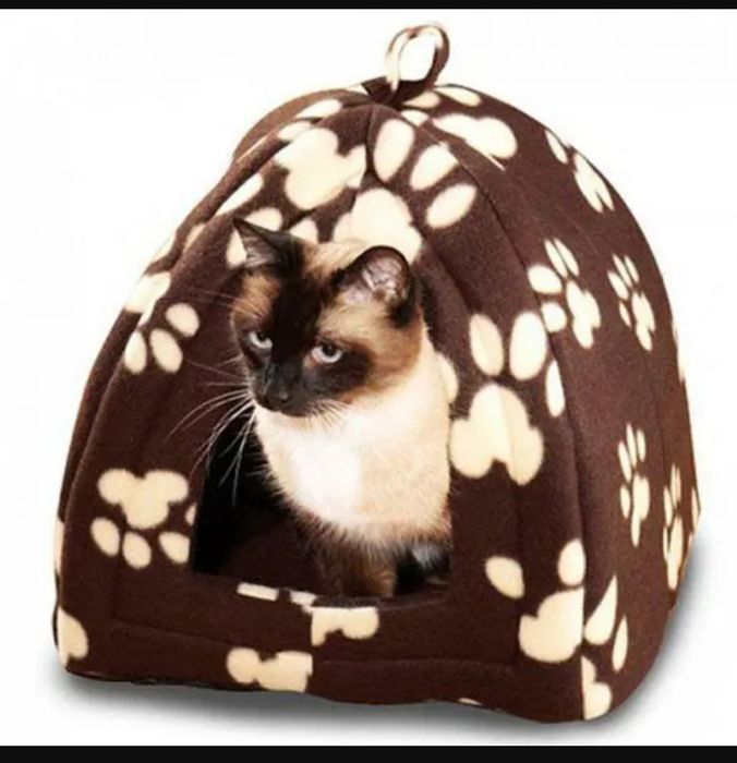 Домик для кошек и собак Pet Hut.