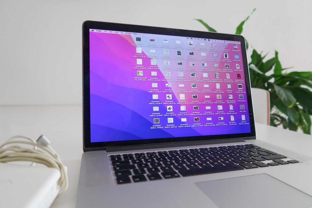 MacBook Pro Retina 15" (2015) | i7 Quad-Core | 16GB RAM | SSD