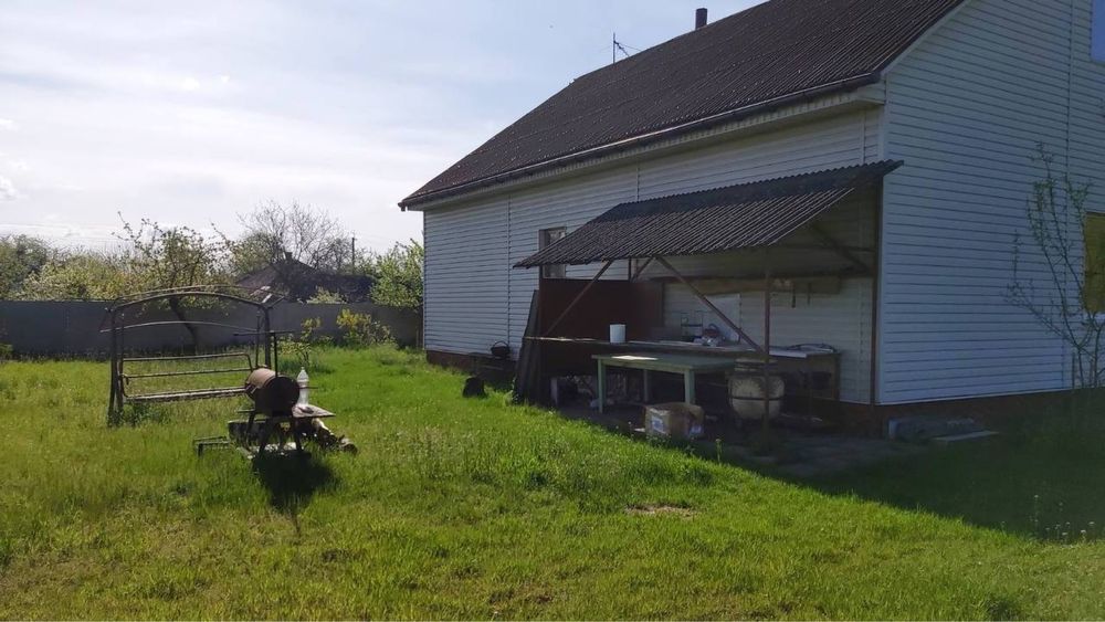 Продаж!!!Будинки на 40 сот. в м.Остер.До Десни 100м.