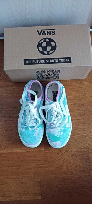 Tenisówki dla dziewczynki Vans Old Skool Tape w rozm 30