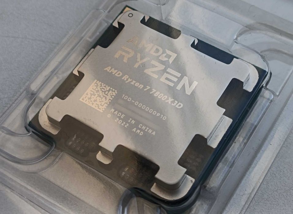 AMD Ryzen 7800X3D