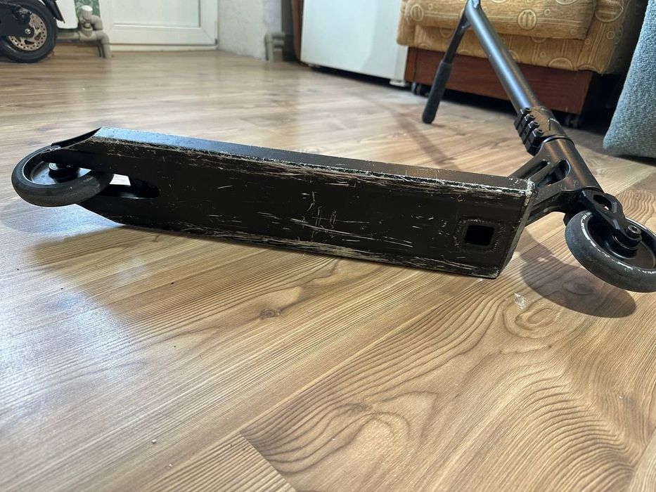 Трюковой самокат