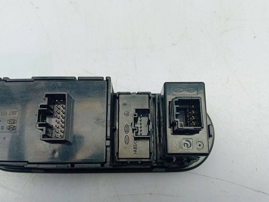 Módulo interruptor luz KIA Carens IV