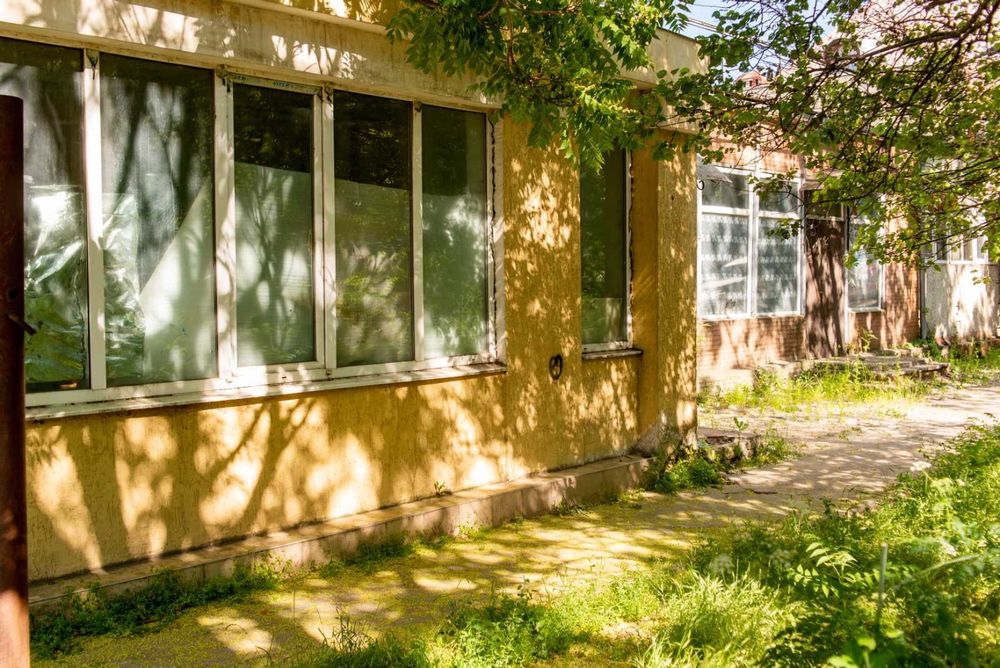 Продам помещение + земля под бизнес м. Подільск. 235кв.м.
