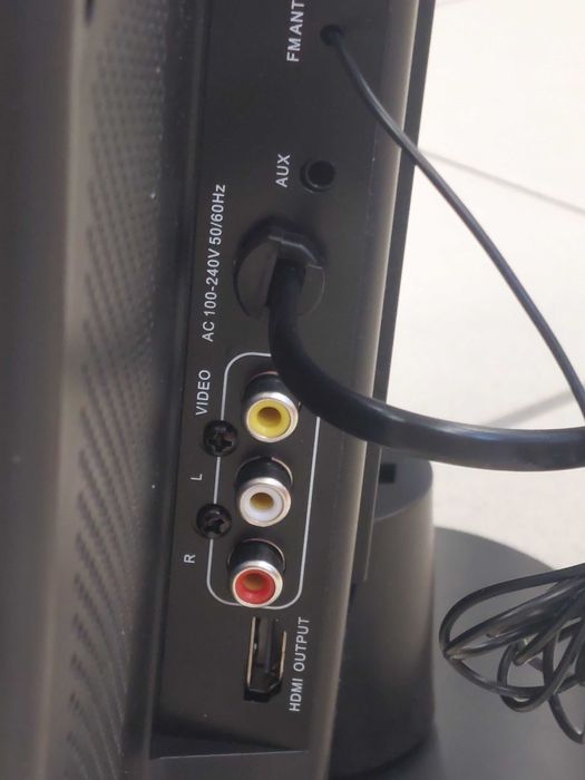 Kompaktowy zestaw stereo z odtwarzaczem DVD MP3 Beatfoxx MC-DVD-90