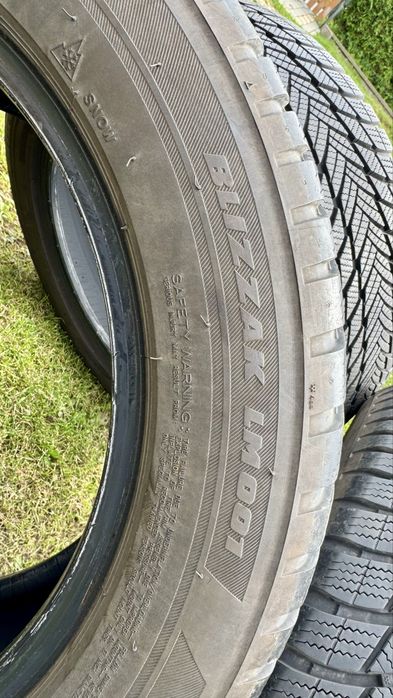 Opony zimowe Bridgestone Blizzak lm001 225/55 R17 97V
