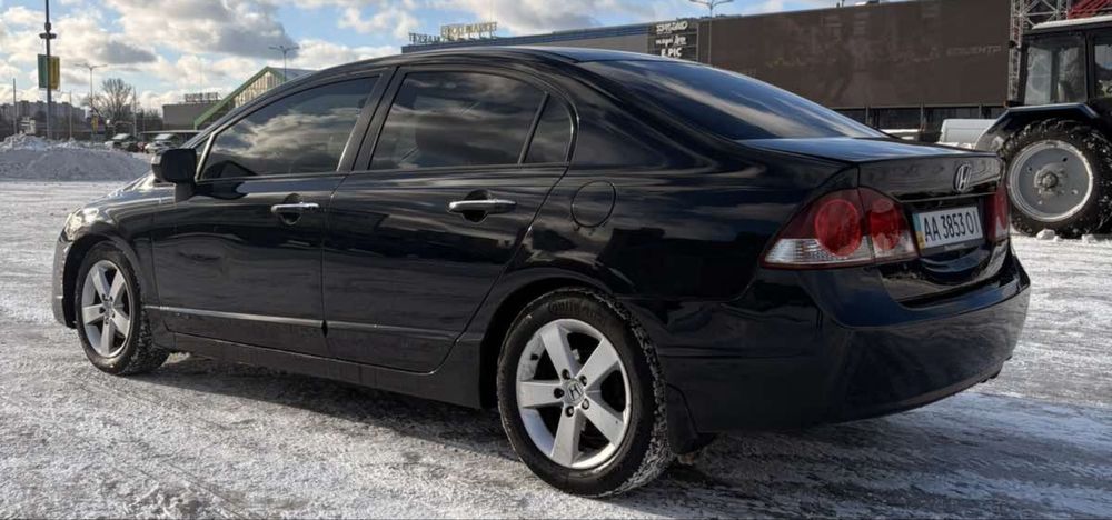 Оренда під викуп Honda Civic 2008 1.8 газ аренда