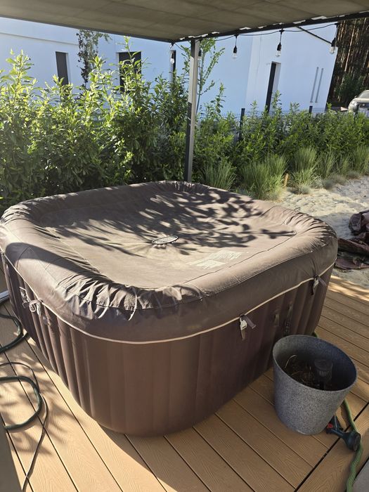Jacuzzi Lay-Z-Spa Maledives do 7 osób, modul wifi, sprawne kupione w 2024,