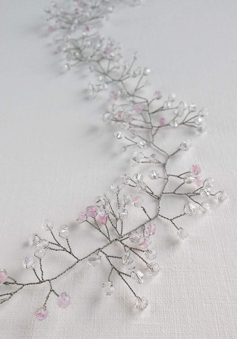 Piękny stroik do włosów, idealny na ślub