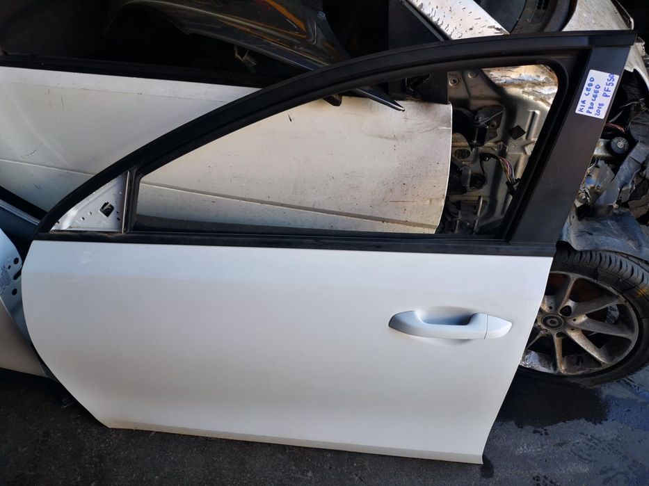 KIA CEED / PROCEED PORTA FRENTE ESQUERDA - PF550
