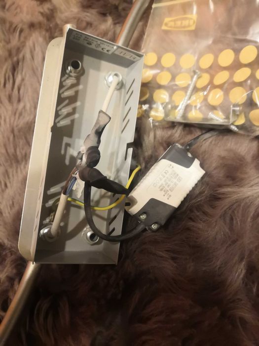 Żyrandol listwa led