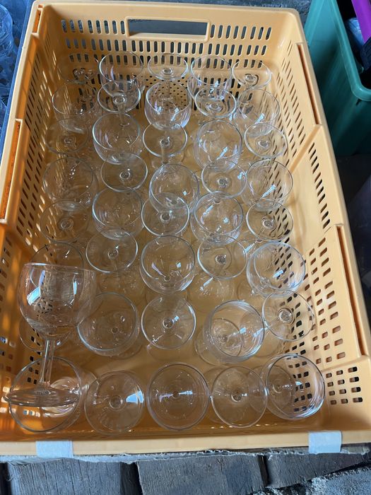 Louças restaurante - Jarros e copos em vidro