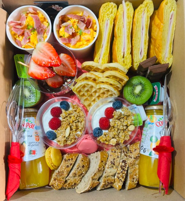 Dia dos namorados Box pequeno almoço 2 pessoas