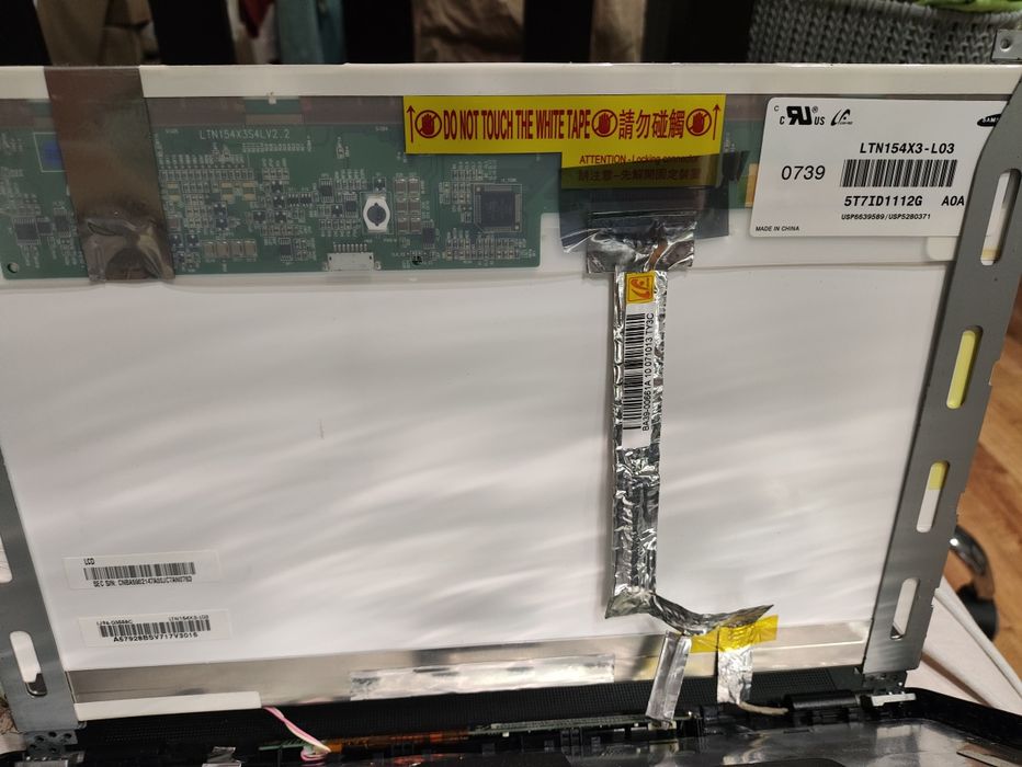 Ноутбук Samsung R60+ неробочий по запчастинах LTN154X3-L03