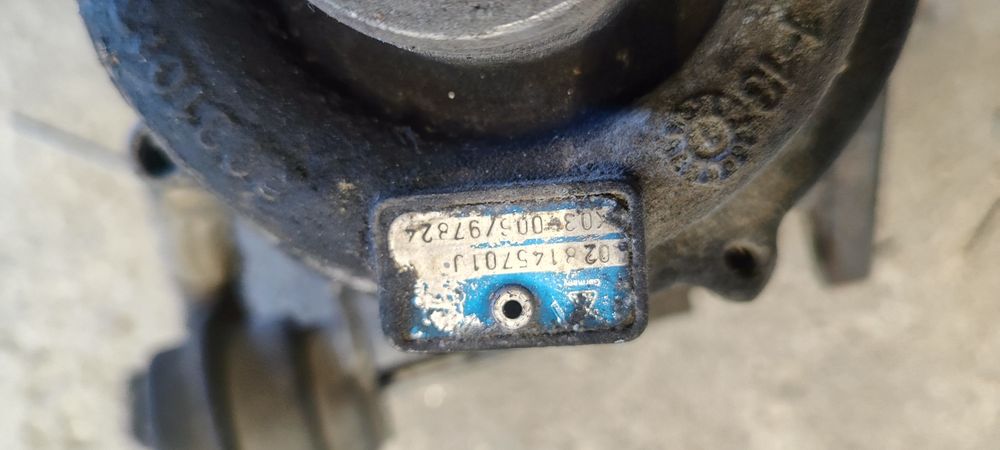 Turbos , admissões de ar e injetores VP 110 para grupo vag 1.9 TDI VP em bom estado