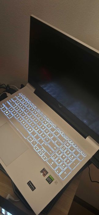 Victus Hp 16 laptop ryzen 7 rtx 3050 amd ryzen 5800h 144hz