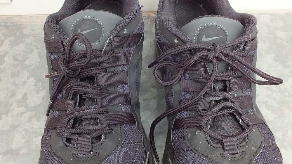 Super buty sportowe marki Nike VGR roz 45