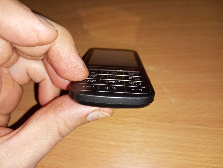 Мобильный телефон Nokia C3-01 сенсорно кнопочный звонилка