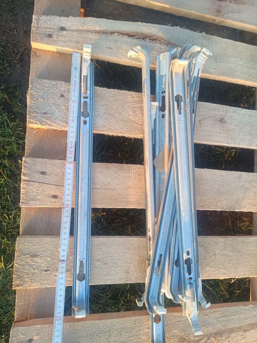 Uchwyty mocowanie do grzejników 50cm