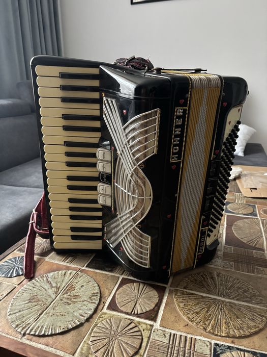 Hohner VERDI II . Sprzedam, po strojeniu