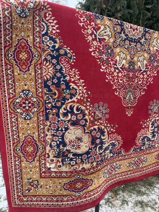 Sprzedam dywan welniany 250/350