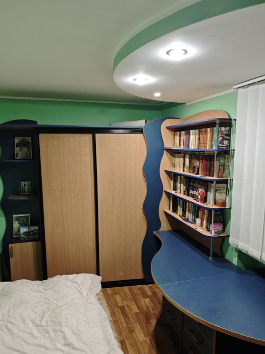 Продам шкаф-купе