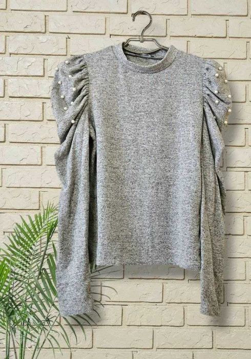 свитерок женский с бусинками на рукавах Zara, р. S